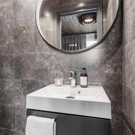 Levin Lyhty Beatrice B1 By Hilla